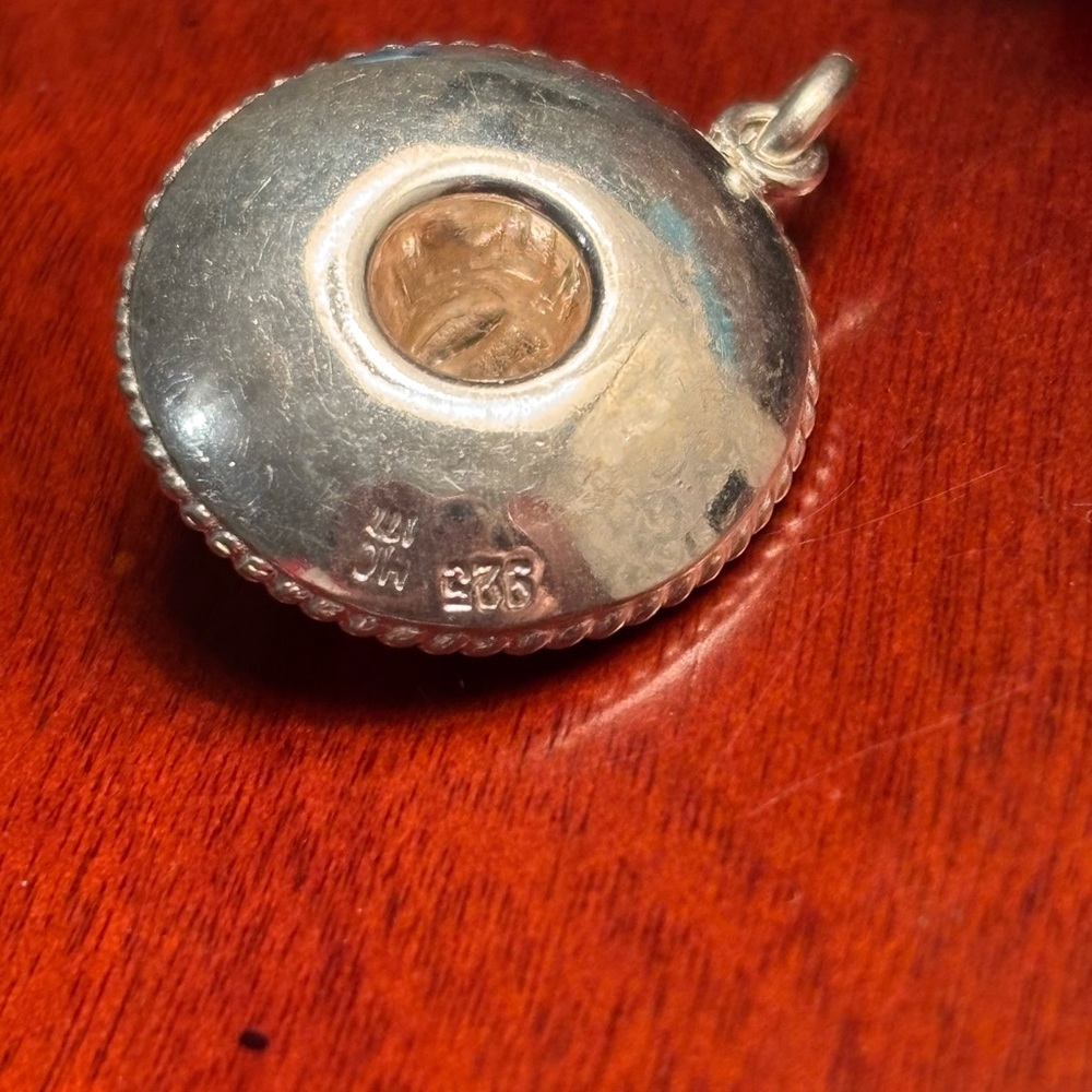 Sterling silver sombrero pendant - Picture 3 of 4